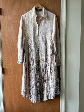 Talk of the Walk shirt dress in cream with lace and printed snakeskin pattern, L